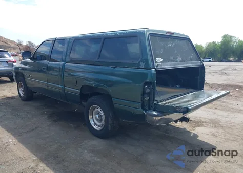 2000 Dodge Ram 1500 St z USA, uszkodzony, nr VIN 3B7HC13Y1YG106661